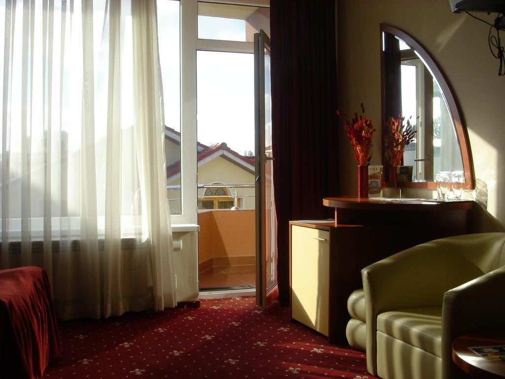 Hotel Kleyn Köstence Dış mekan fotoğraf