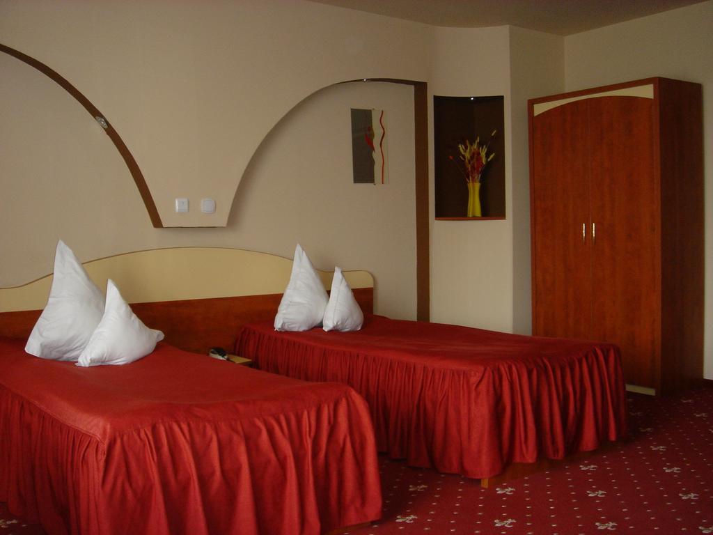 Hotel Kleyn Köstence Dış mekan fotoğraf